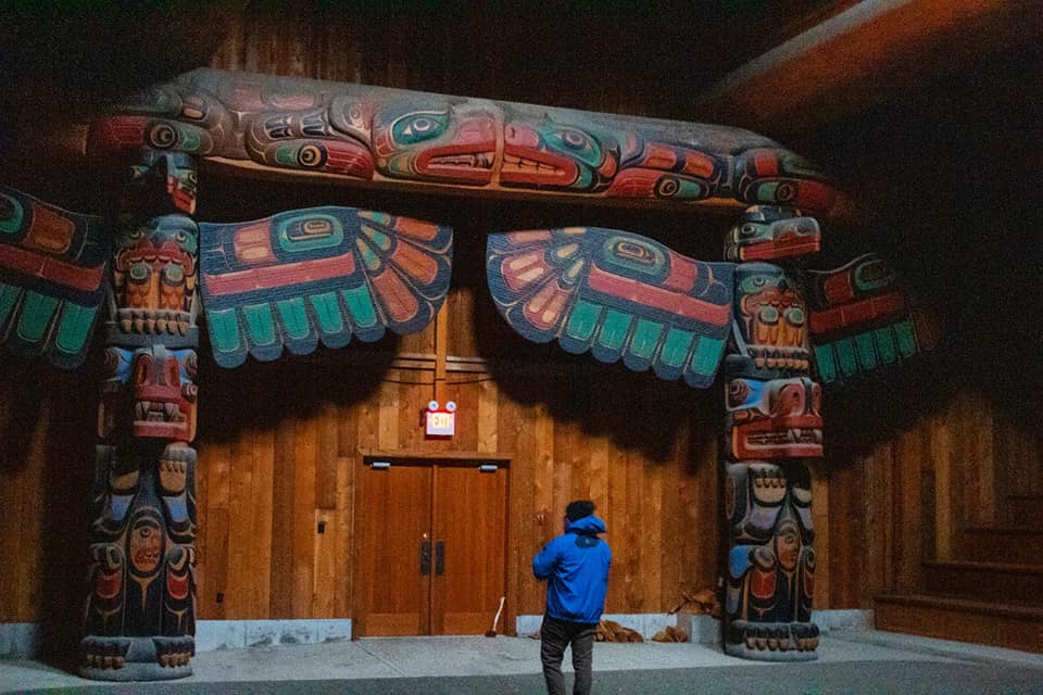 kayaking to a first nation big house, Klemtu 